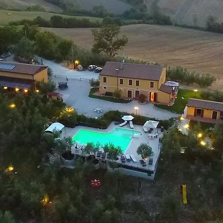 Agriturismo Tenuta Belvedere Villa Belvedere Ostrense Luaran gambar